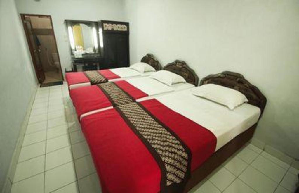 Hotel Batik Джок'якарта Екстер'єр фото